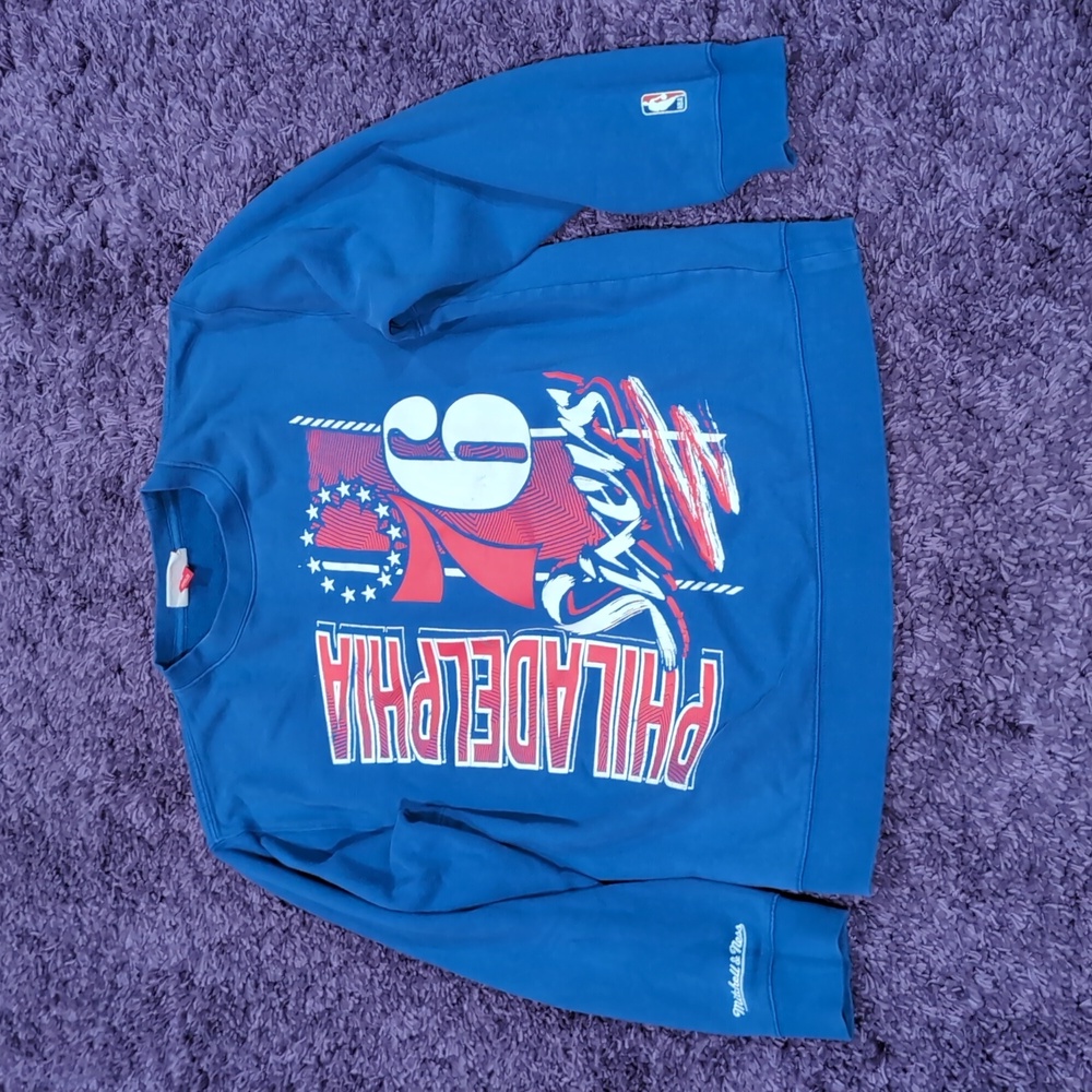 Mitchell & Ness Philadelphia 76ers Blue Large Graphic Sweatshirt